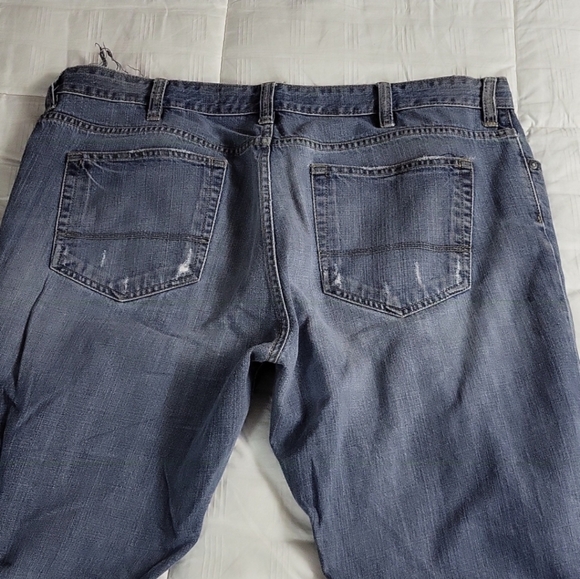 Old Navy Boot Cut low Rse jeans - Picture 7 of 8
